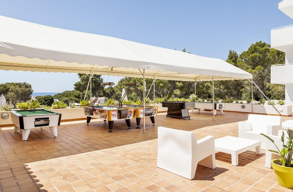 Ilunion Menorca Aparthotel 3*