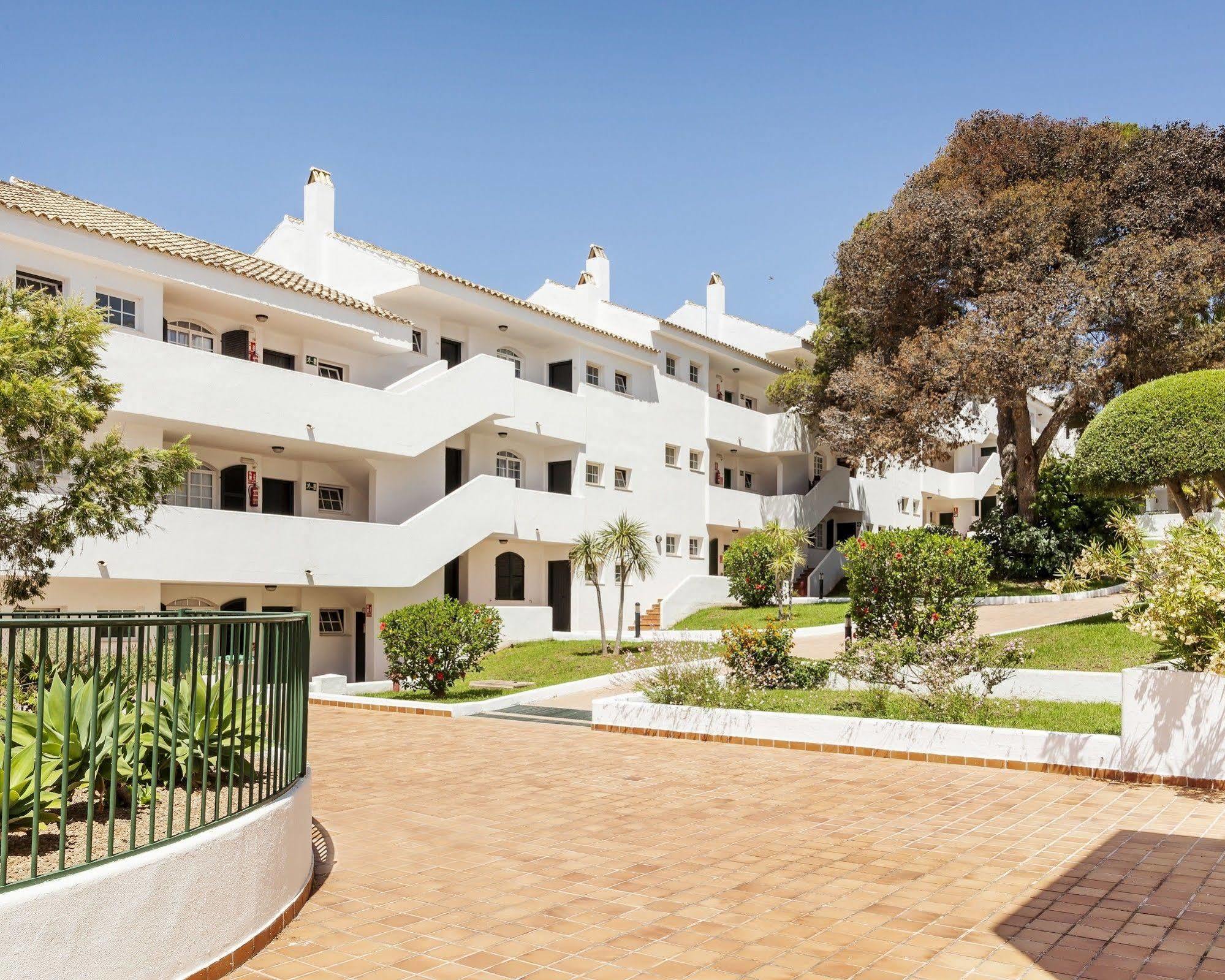 Ilunion Menorca Aparthotel Cala Galdana (Menorca)