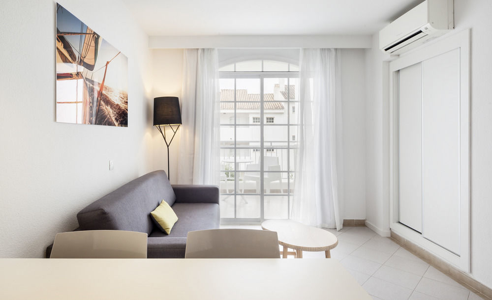Ilunion Menorca Aparthotel 3*