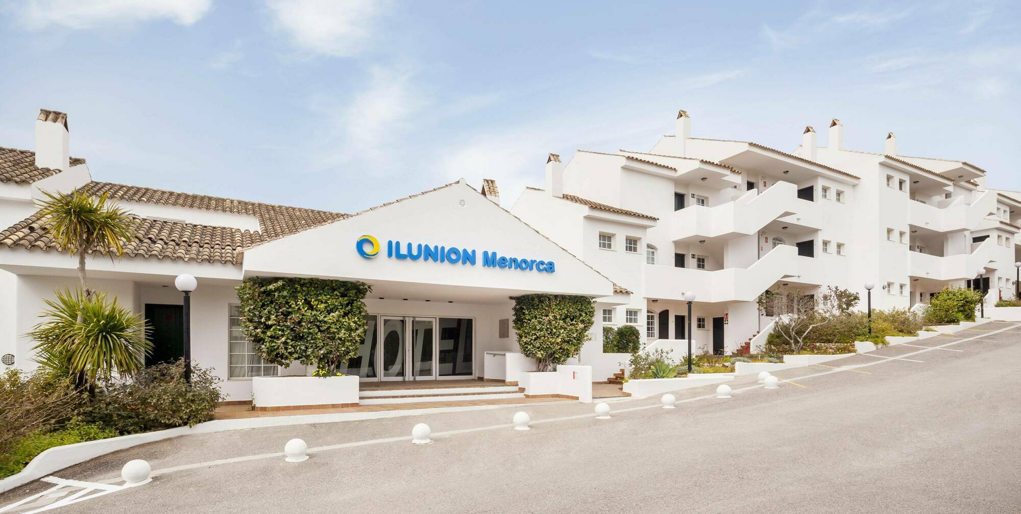 Aparthotel Ilunion Menorca 3*